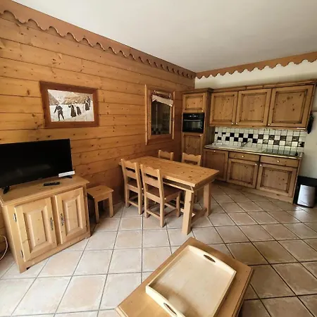 Les Alpages - 3 Pieces Pour 6 Personnes Mae-2263 라 플라뉴